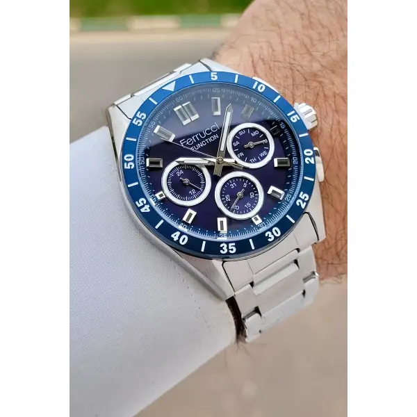 Kadranı Lacivert Kordonu Gümüş Renk 43 mm İç Göstergeleri Aktif Erkek Kol Saati