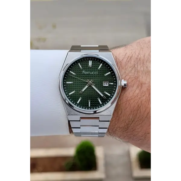 Kadranı Yeşil Kordonu Gümüş Renk 40 mm İç Göstergeleri Aktif Erkek Kol Saati