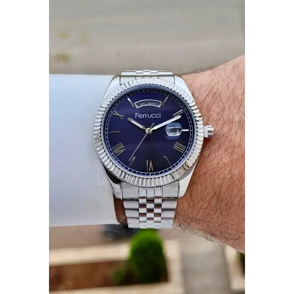 Kadranı Lacivert Kordonu Gümüş Renk 41 mm İç Göstergeleri Aktif Erkek Kol Saati