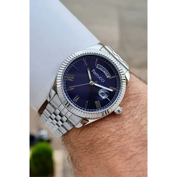 Kadranı Lacivert Kordonu Gümüş Renk 41 mm İç Göstergeleri Aktif Erkek Kol Saati