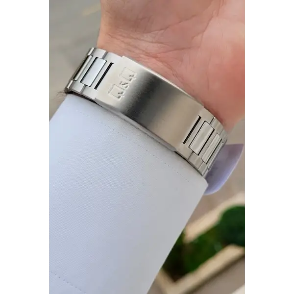 Kadranı Lacivert Kordonu Gümüş Renk 40 mm Paslanmaz Çelik Erkek Kol Saati