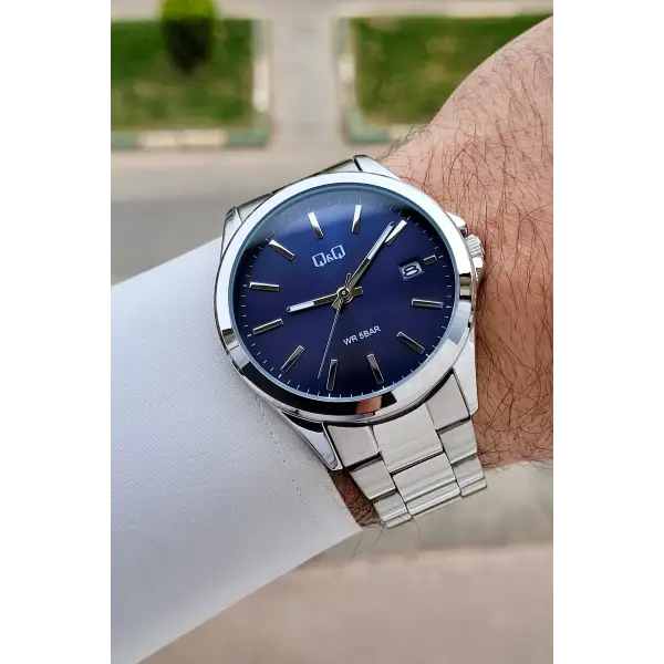 Kadranı Lacivert Kordonu Gümüş Renk 43 mm İç Göstergeleri Aktif Erkek Kol Saati