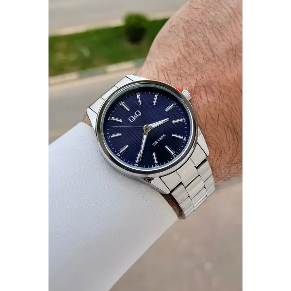 Kadranı Lacivert Kordonu Gümüş Renk 40 mm Erkek Kol Saati