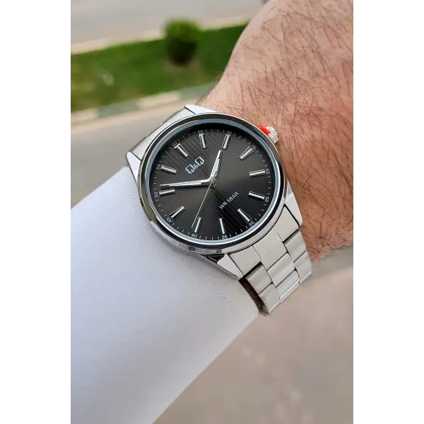 Kadranı Siyah Kordonu Gümüş Renk 40 mm Erkek Kol Saati