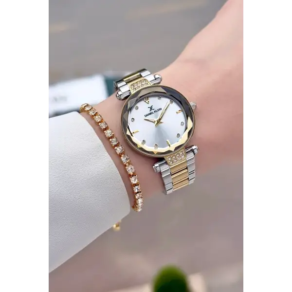 Gold Gümüş Renk Kesme Camlı Kadın Kol Saati Ve Bileklik