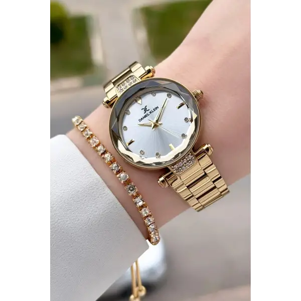 Gold Renk Kesme Camlı Kadın Kol Saati Ve Bileklik