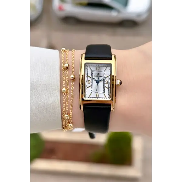 Kasası Gold Kordonu Siyah Renk Kadın Kol Saati ve Bileklik