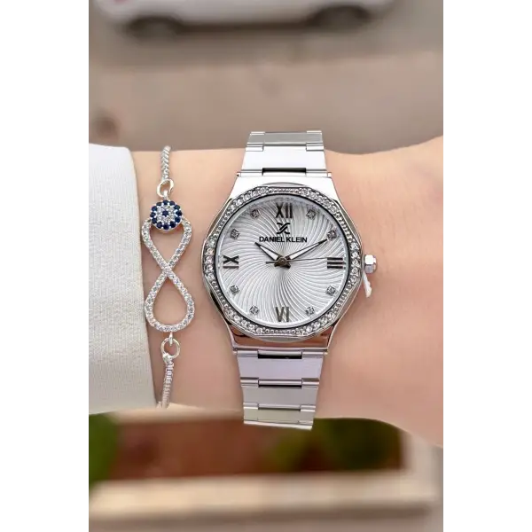 Gümüş Renk 30 Mm Kadın Kol Saati ve Hediye Bileklik