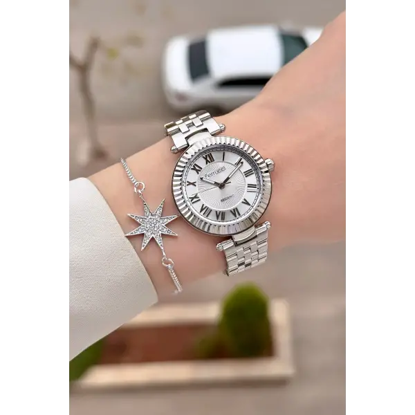 Gümüş Renk 35 Mm Hediye Paketli Kadın Kol Saati ve Bileklik