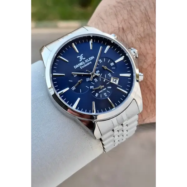 Kadranı Lacivert Kordonu Gümüş Renk Göstergeleri Aktif Fonksiyonlu Hediye Paketli Erkek Kol Saati