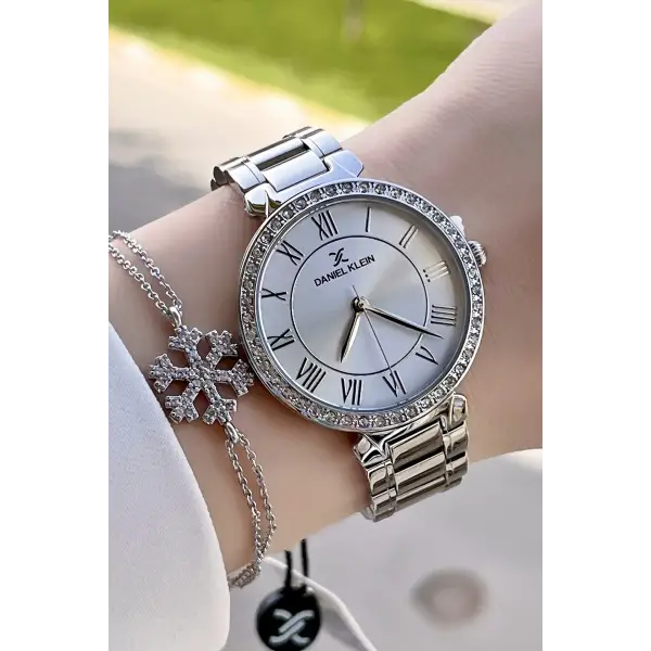 Modern Ince Kasa Kadın Kol Saati Ve Bileklik