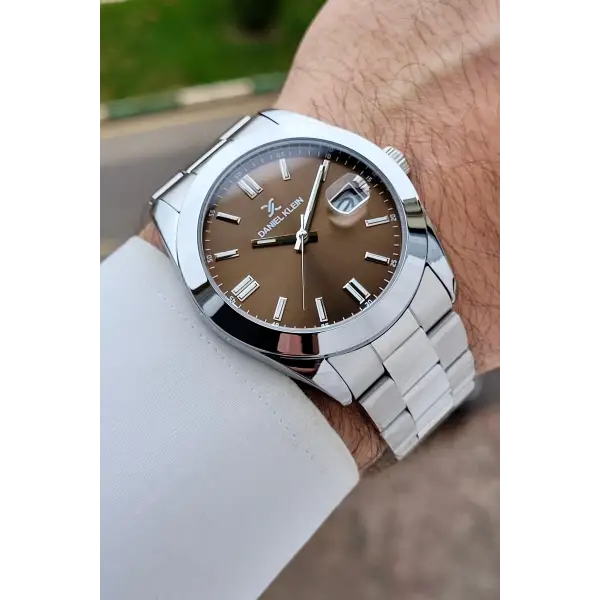 Kadranı Kahverengi Kordonu Gümüş Renk 5 ATM Hediye Paketli 42 mm Erkek Kol Saati