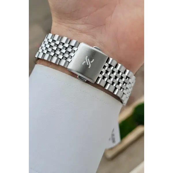 Kadranı Siyah Kordonu Gümüş Renk Hediye Paketli 41 mm Erkek Kol Saati