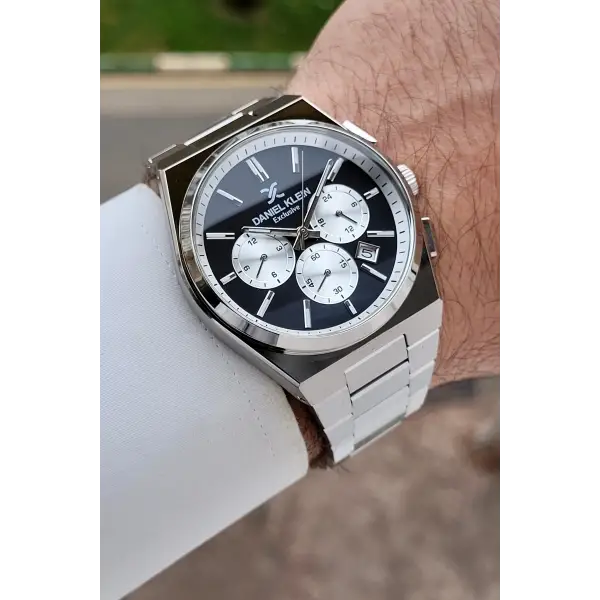 Kadranı Siyah Kordonu Gümüş Renk 42 mm İç Göstergeleri Aktif Erkek Kol Saati