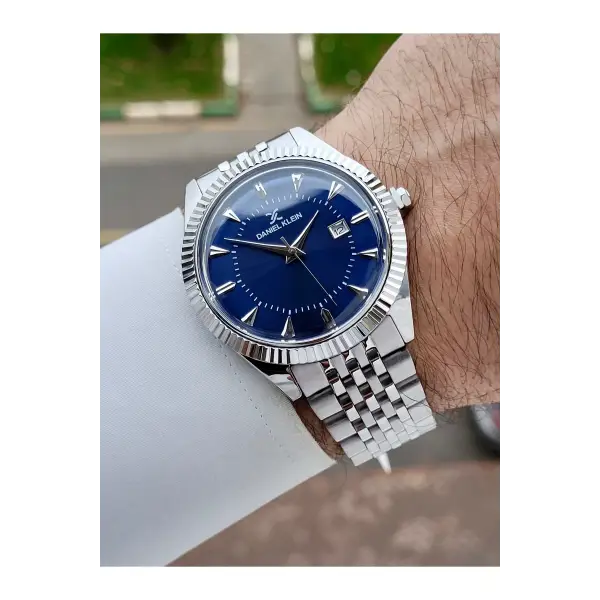 Kadranı Lacivert Kordonu Gümüş Renk Hediye Paketli 41 mm Erkek Kol Saati