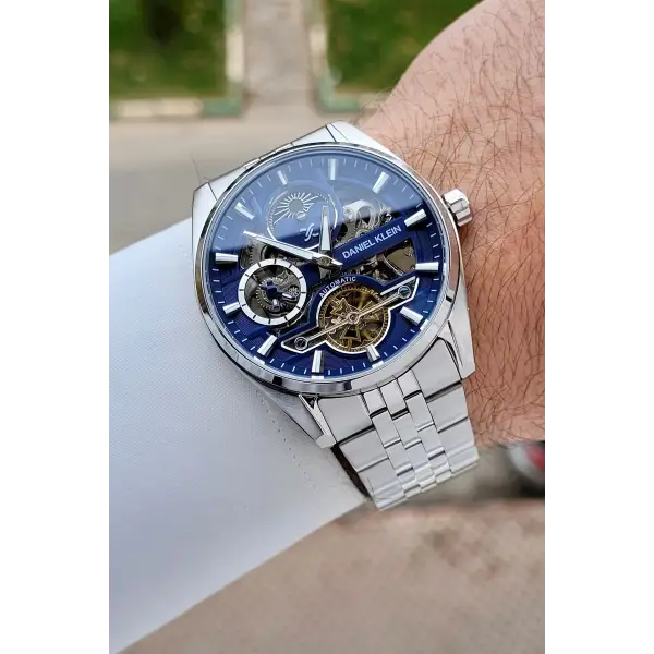 Kadranı Lacivert Kordonu Gümüş Renk Otomatik 43 mm İç Göstergeleri Aktif Erkek Kol Saati