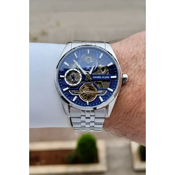 Kadranı Lacivert Kordonu Gümüş Renk Otomatik 43 mm İç Göstergeleri Aktif Erkek Kol Saati