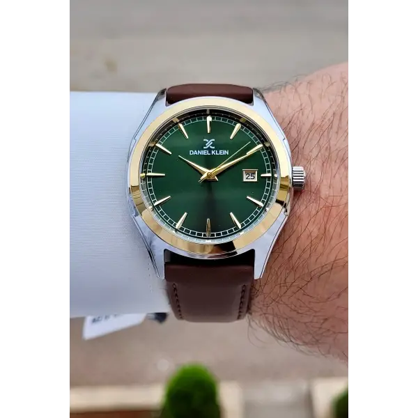 Kasası Gümüş Kordonu Kahverengi Renk 42 mm Takvimli Erkek Kol Saati