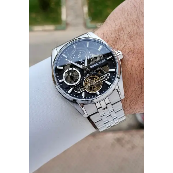 Kadranı Siyah Kordonu Gümüş Renk Otomatik 43 mm İç Göstergeleri Aktif Erkek Kol Saati