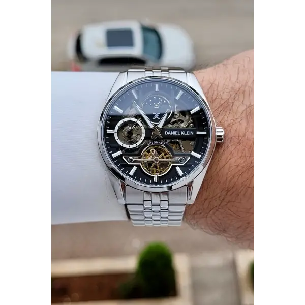 Kadranı Siyah Kordonu Gümüş Renk Otomatik 43 mm İç Göstergeleri Aktif Erkek Kol Saati