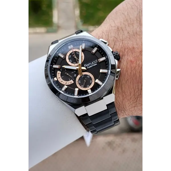 Kasası Gümüş Kordonu Siyah Renk 42 mm İç Göstergeleri Aktif Erkek Kol Saati