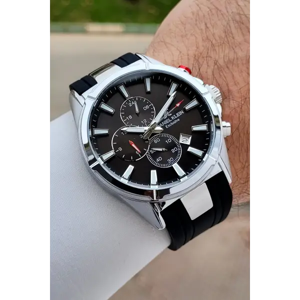 Kasası Gümüş Kordonu Siyah Renk 46 mm İç Göstergeleri Aktif Erkek Kol Saati