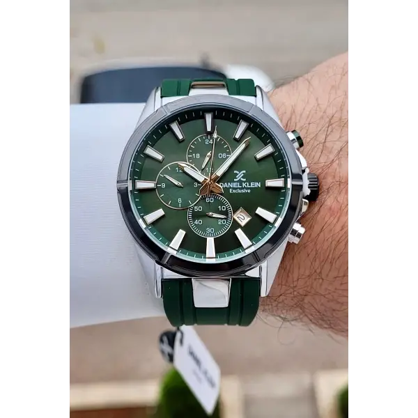 Kasası Gümüş Kordonu Yeşil Renk 46 mm İç Göstergeleri Aktif Erkek Kol Saati