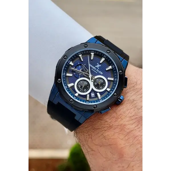 Kasası Lacivert Kordonu Siyah Renk 44 mm İç Göstergeleri Aktif Erkek Kol Saati