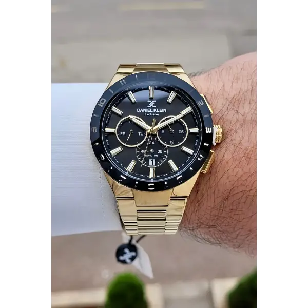 Kadranı Siyah Kordonu Gold Renk 44 mm İç Göstergeleri Aktif Erkek Kol Saati