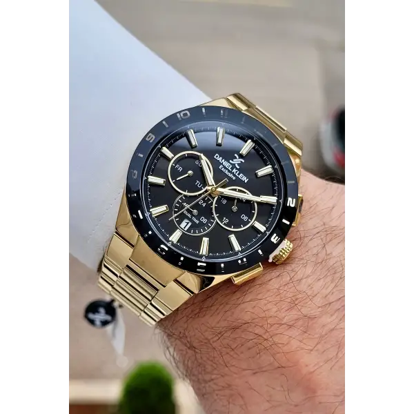 Kadranı Siyah Kordonu Gold Renk 44 mm İç Göstergeleri Aktif Erkek Kol Saati