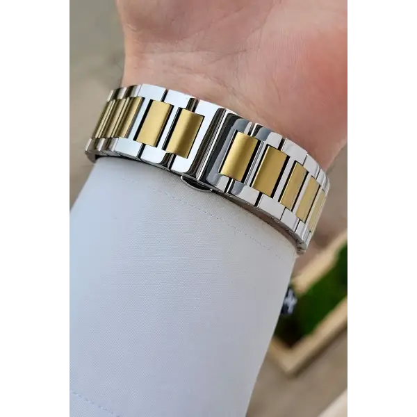 Kadranı Yeşil Kordonu Gold Gümüş Renk 43 mm İç Göstergeleri Aktif Erkek Kol Saati