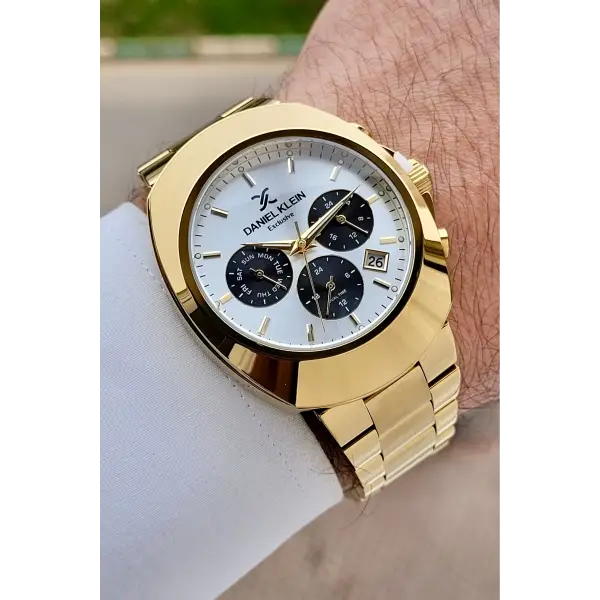 Kadranı Siyah Kordonu Gold Renk 39 mm İç Göstergeleri Aktif Erkek Kol Saati