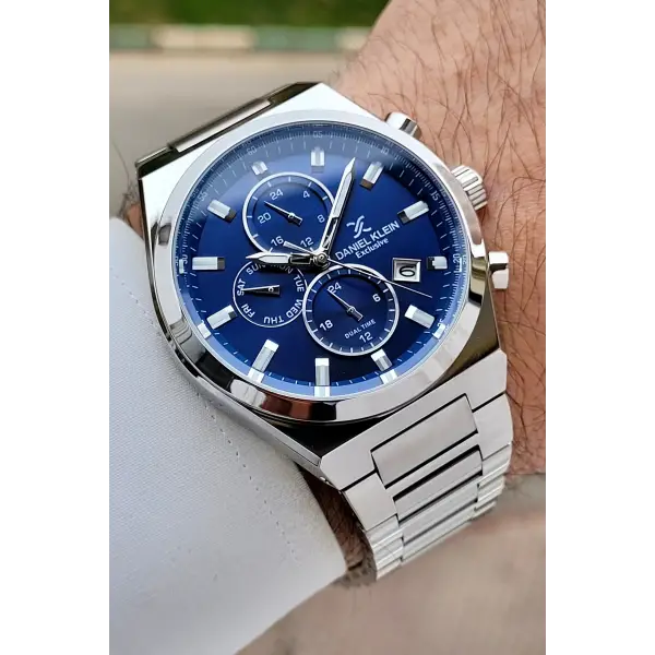 Kadranı Lacivert Kordonu Gümüş Renk 43 mm İç Göstergeleri Aktif Erkek Kol Saati