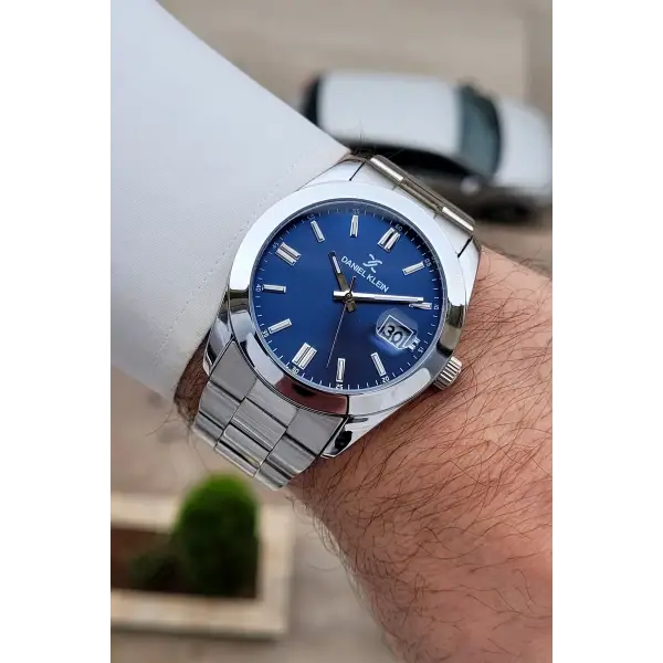 Kadranı Lacivert Kordonu Gümüş Renk 5 ATM Hediye Paketli 42 mm Erkek Kol Saati