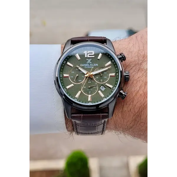 Kadranı Yeşil Kordonu Kahverengi Renk 43 Mm İç Göstergeleri Aktif Erkek Kol Saati