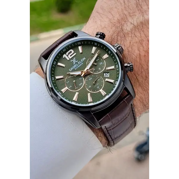 Kadranı Yeşil Kordonu Kahverengi Renk 43 Mm İç Göstergeleri Aktif Erkek Kol Saati