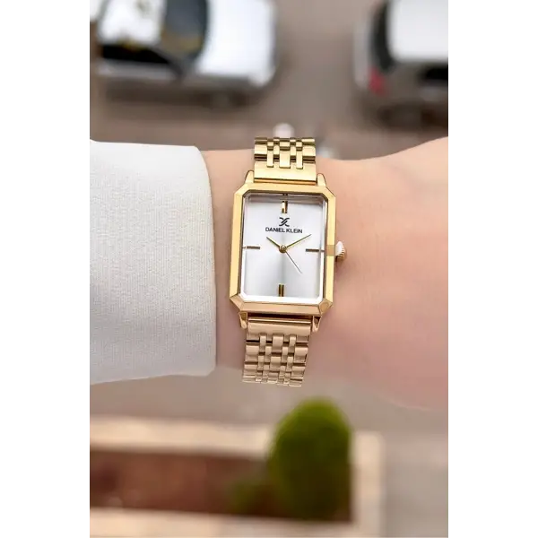 Gold Renk 23 mm Kadın Kol Saati ve Hediye Bileklik