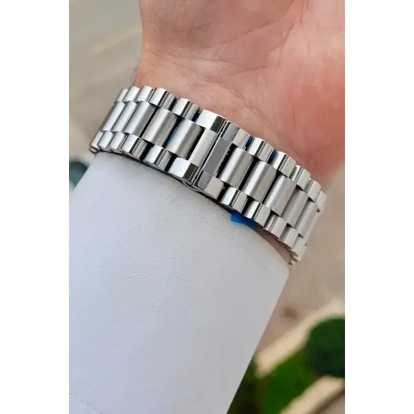 Gümüş Renk 40 mm Kristal Cam Çelik Metaryel Erkek Kol Saati