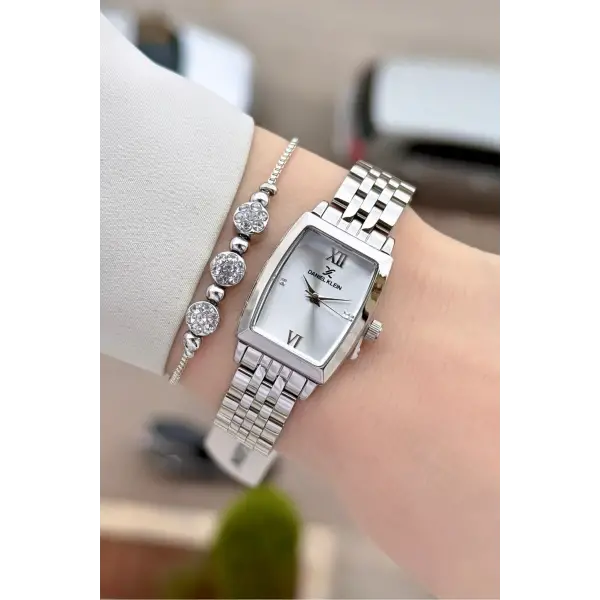 Gümüş Renk 26 mm Kadın Kol Saati ve Hediye Bileklik