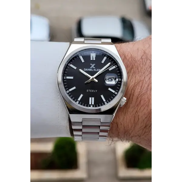 Kadranı Siyah Kordonu Gümüş Renk 40 mm Kristal Cam Çelik Metaryel Erkek Kol Saati