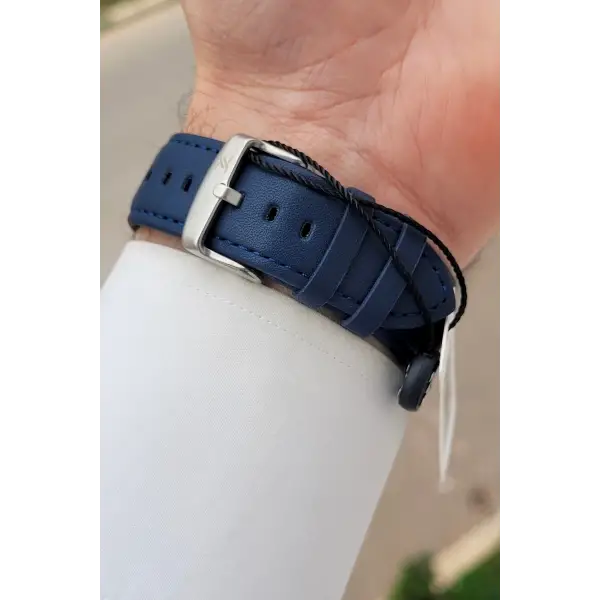 Kasası Gümüş Kordonu Lacivert Renk 42 mm Takvimli Erkek Kol Saati