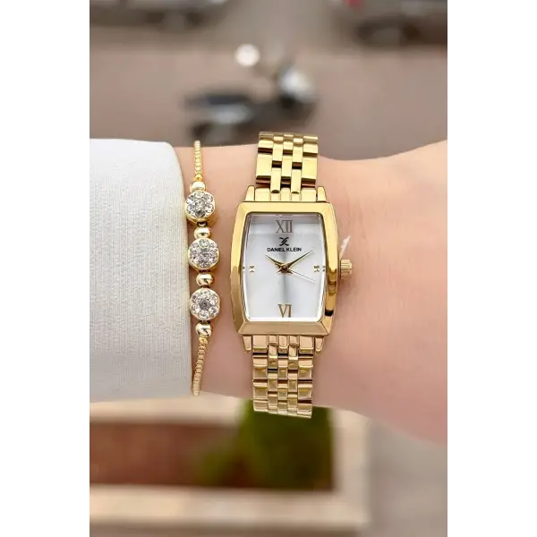 Gold Renk 26 mm Kadın Kol Saati ve Hediye Bileklik