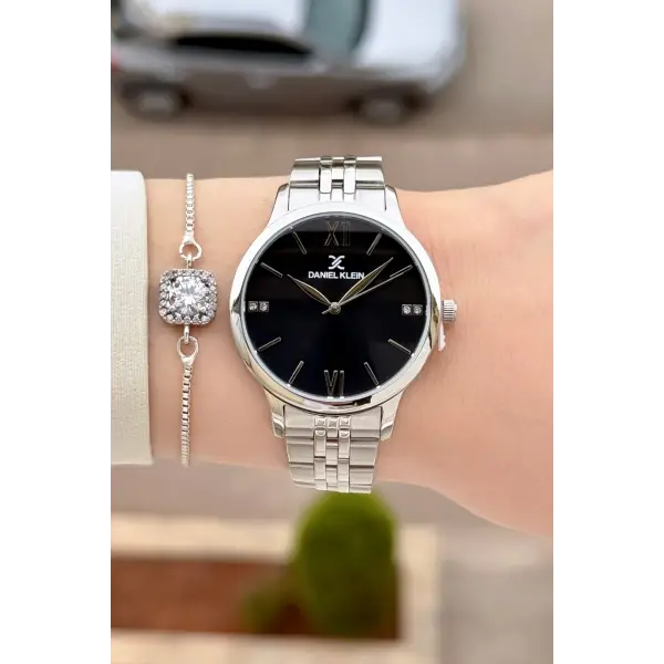 Kadranı Siyah Kordonu Gümüş Renk 35 mm Kadın Kol Saati ve Hediye Bileklik