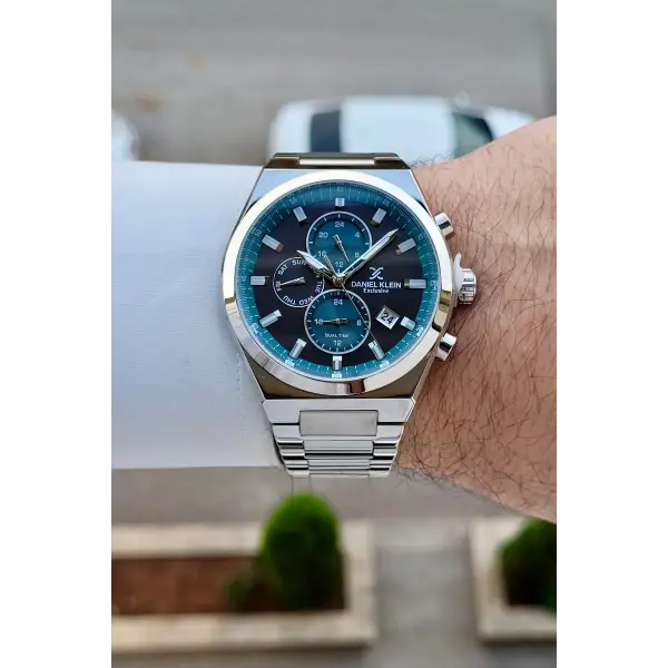 Kadranı Füme Yeşil Kordonu Gümüş Renk 43 mm İç Göstergeleri Aktif Erkek Kol Saati