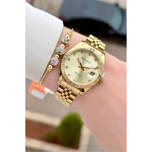 Gold Renk 32 mm Kadın Kol Saati ve Hediye Bileklik