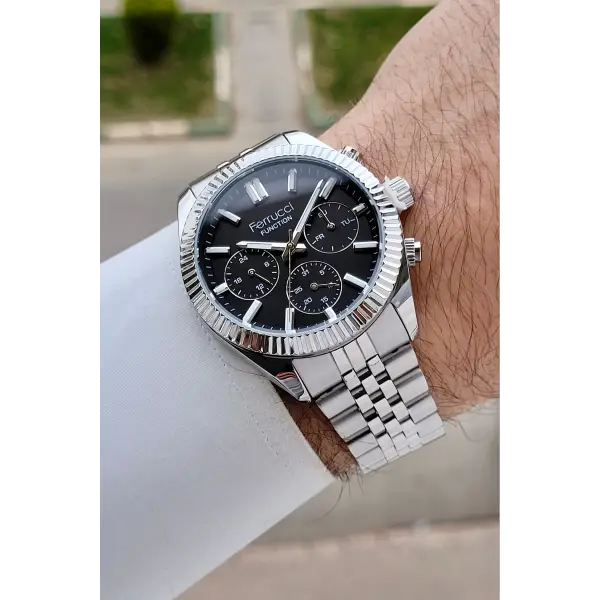 Kadranı Siyah Kordonu Gümüş Renk 40 Mm İç Göstergeleri Aktif Erkek Kol Saati