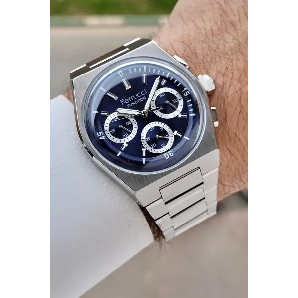 Kadranı Lacivert Kordonu Gümüş Renk 41 Mm İç Göstergeleri Aktif Erkek Kol Saati