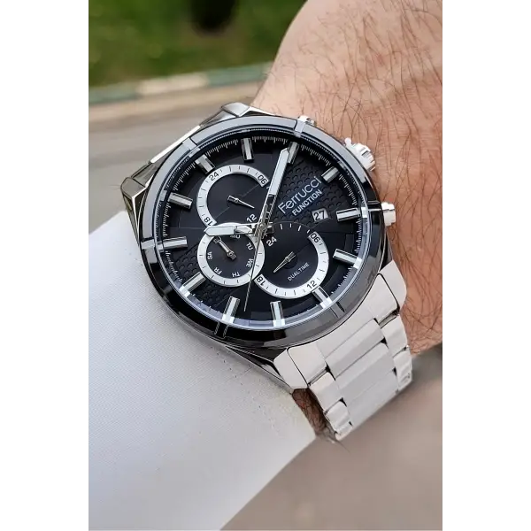 Kadranı Siyah Kordonu Gümüş Renk 43 Mm İç Göstergeleri Aktif Erkek Kol Saati