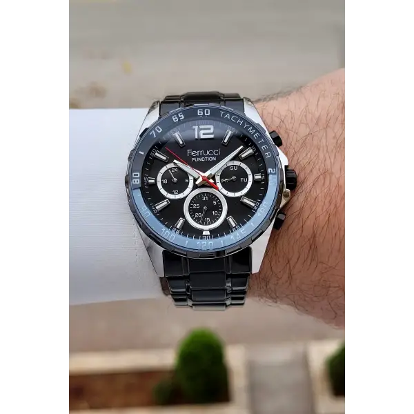 Kasası Gümüş Kordonu Siyah Renk 44 mm İç Göstergeleri Aktif Erkek Kol Saati