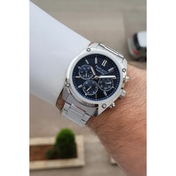 Kadranı Lacivert Kordonu Gümüş Renk 43 mm İç Göstergeleri Aktif Erkek Kol Saati